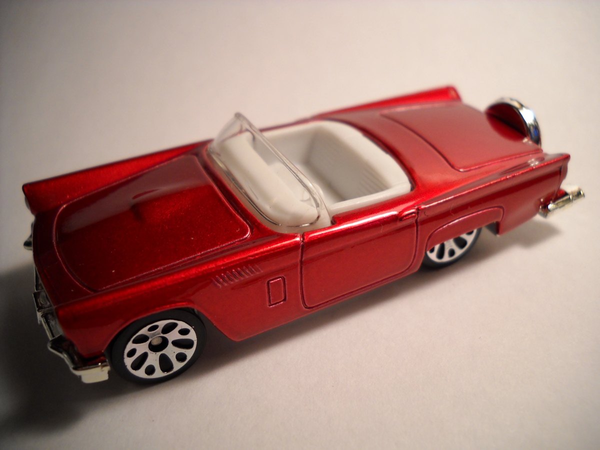 Hot Wheels 57 Ford Thunderbird