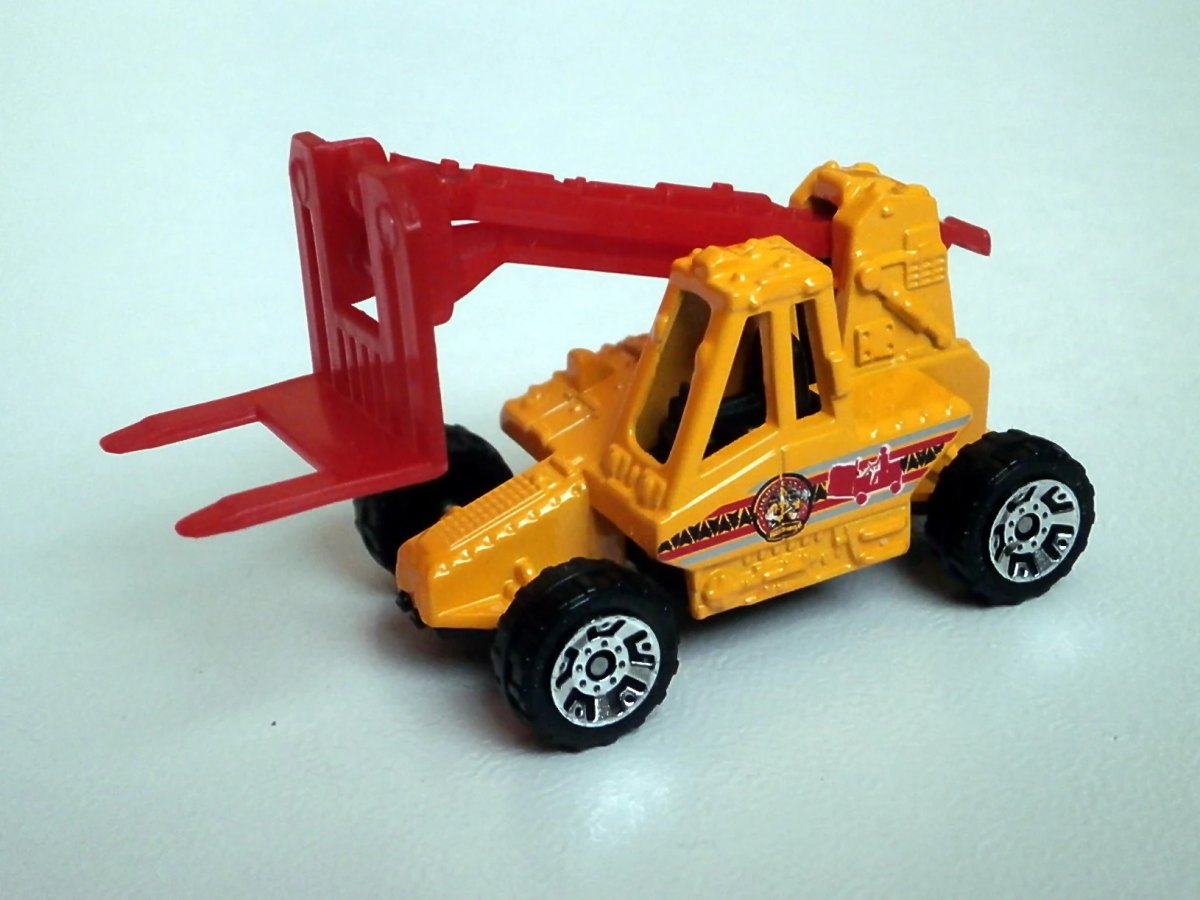 Hot Wheels Lift Truck