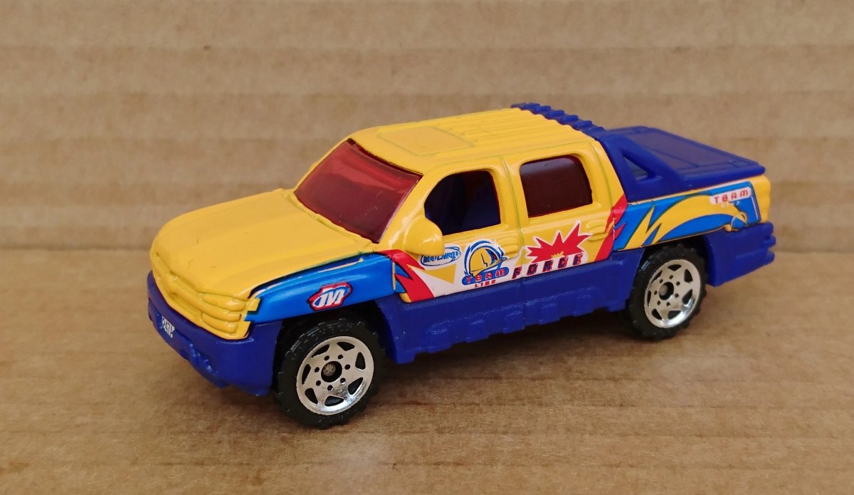 Hot Wheels Chevrolet Avalanche