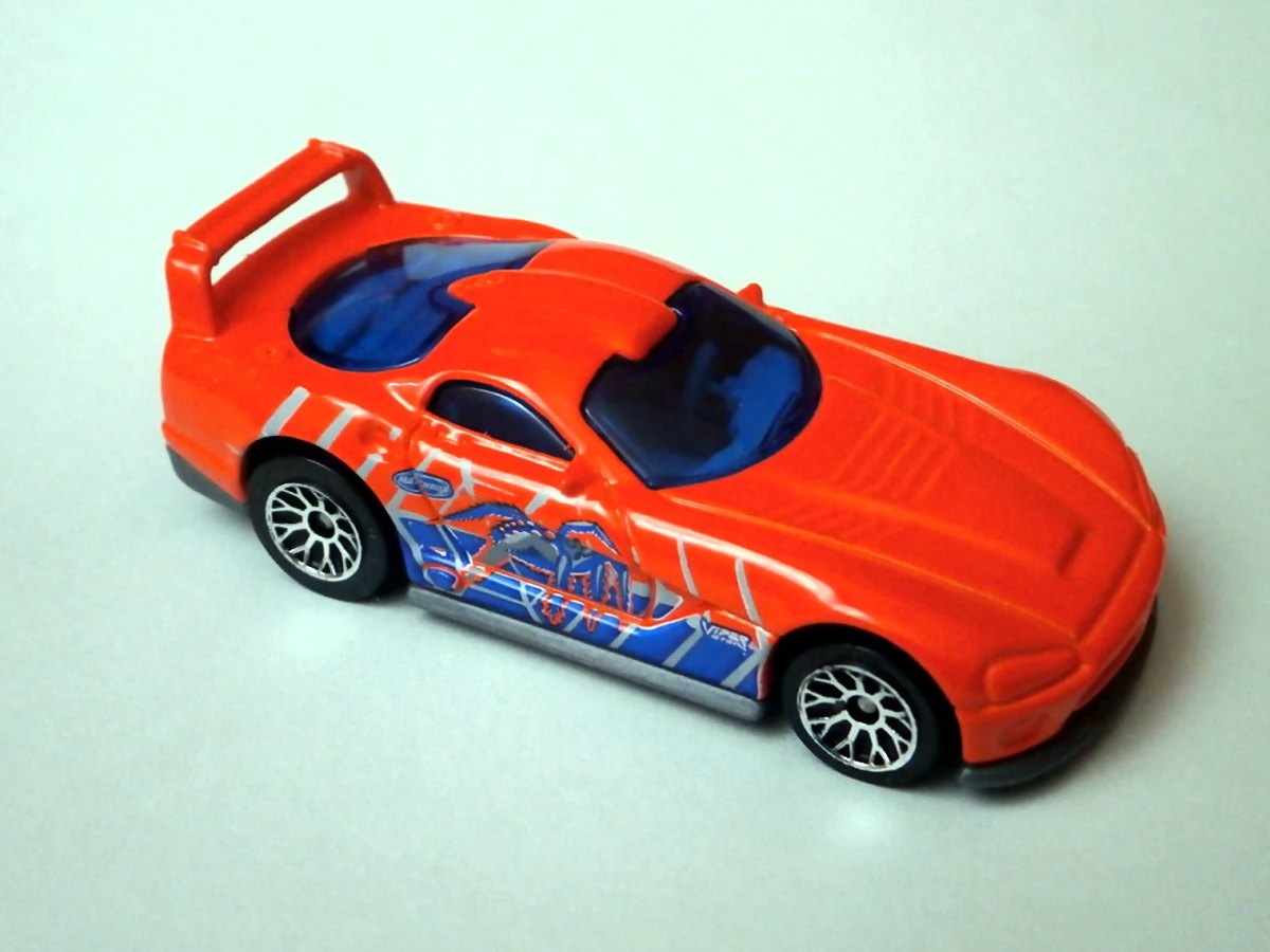 Hot Wheels Dodge Viper GTSR