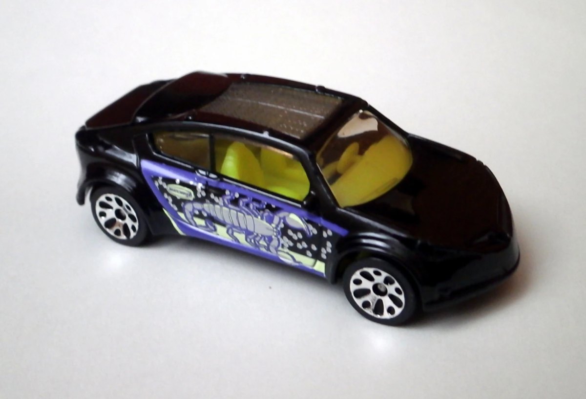 Hot Wheels Pontiac Piranha