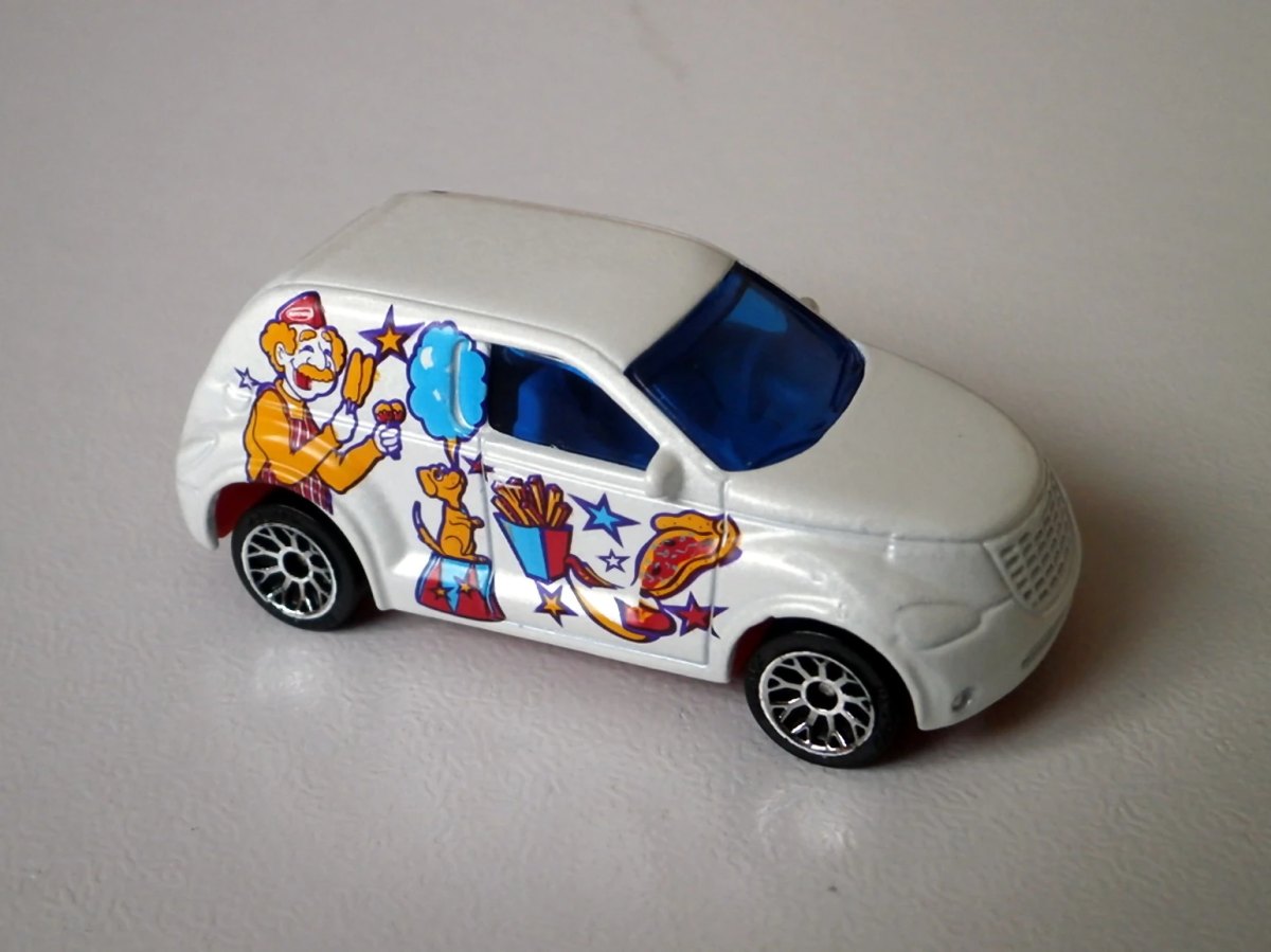 Hot Wheels Chrysler Panel Cruiser