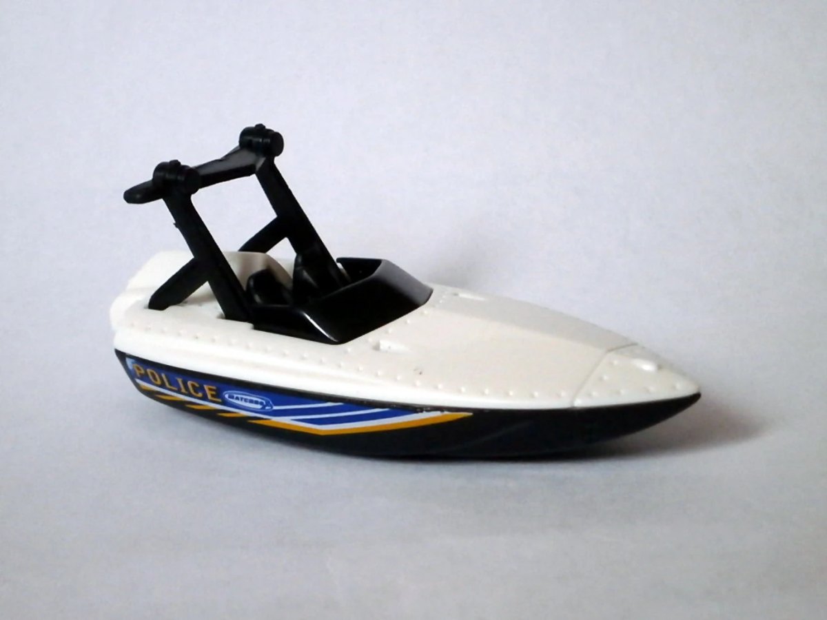 Hot Wheels Tower Boat
