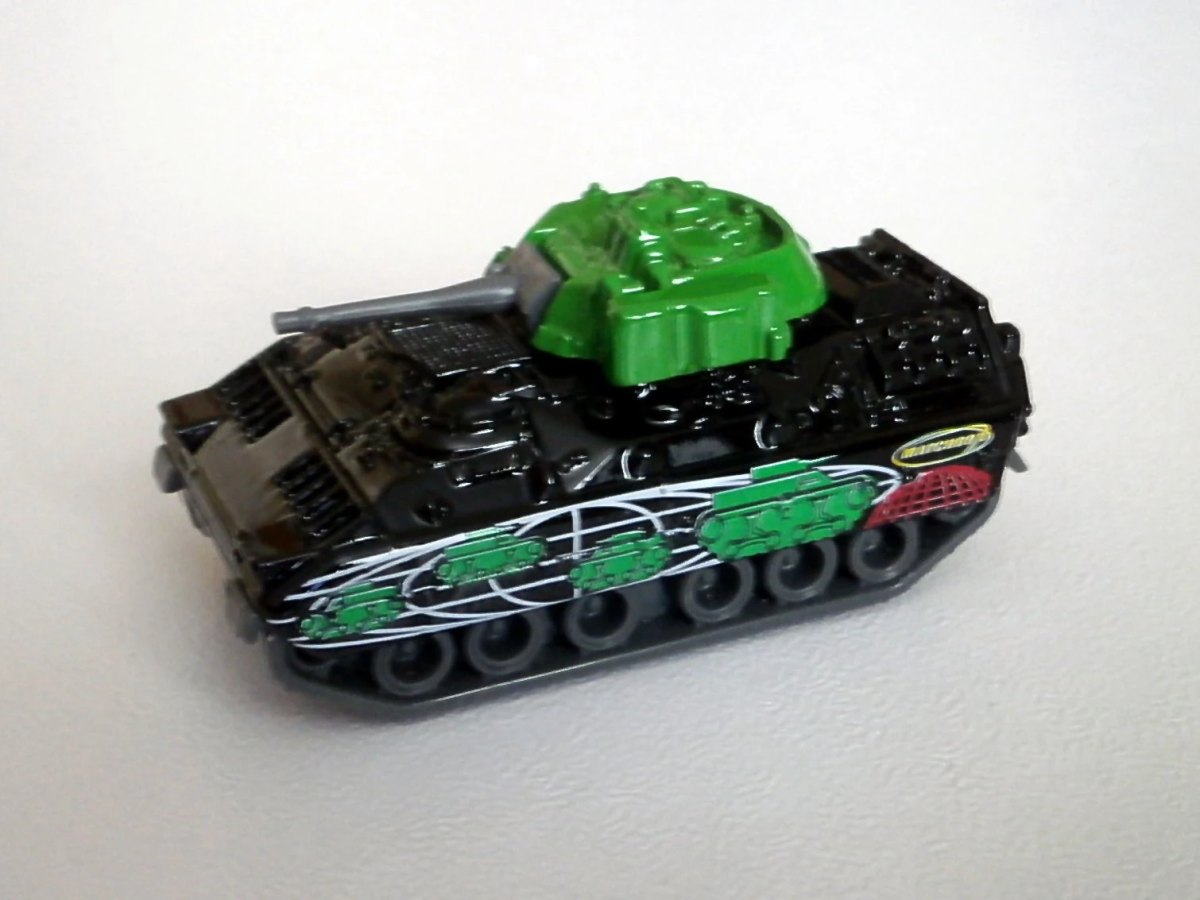 Hot Wheels M2 Bradley Tank