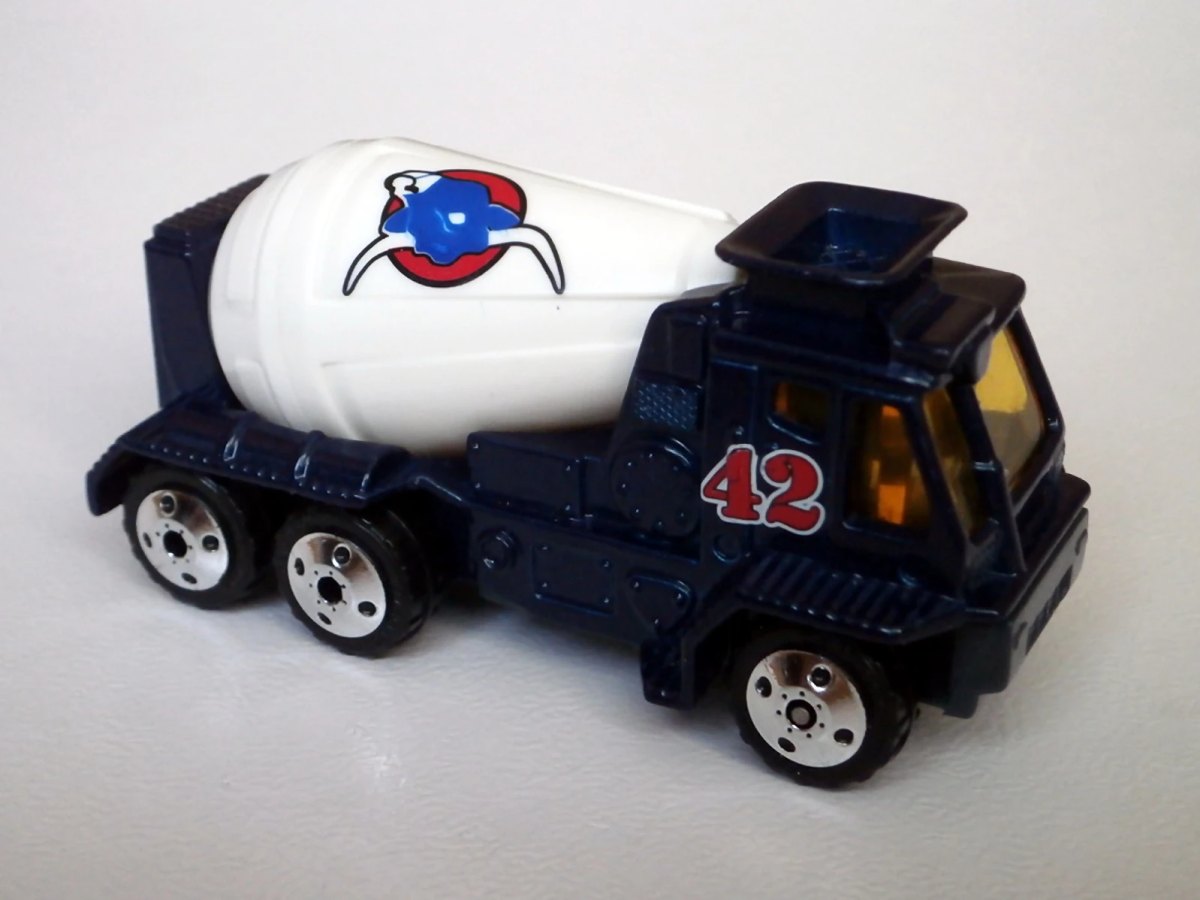 Hot Wheels Cement Mixer (2001)