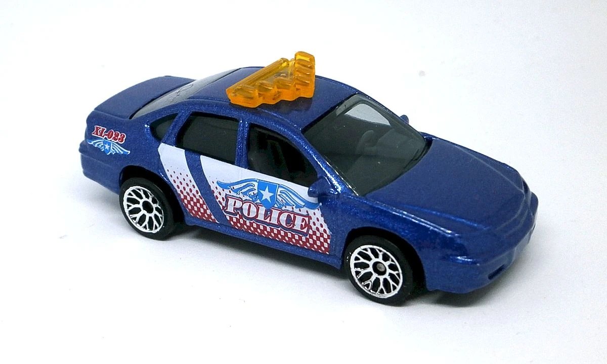 Hot Wheels 2000 Chevy Impala Police