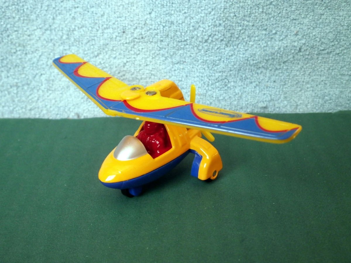 Hot Wheels Aero Junior