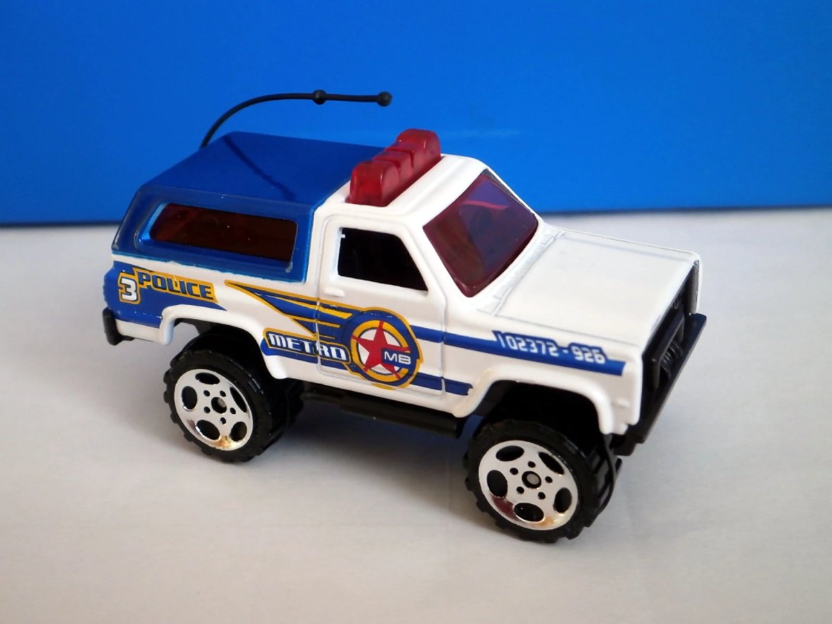 Hot Wheels Chevy Blazer 4x4