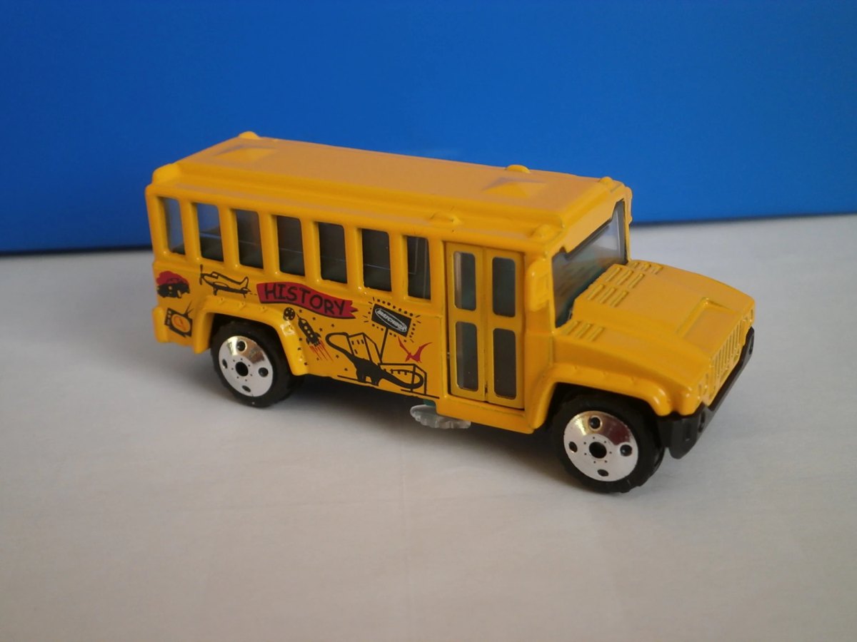 Hot Wheels School Bus