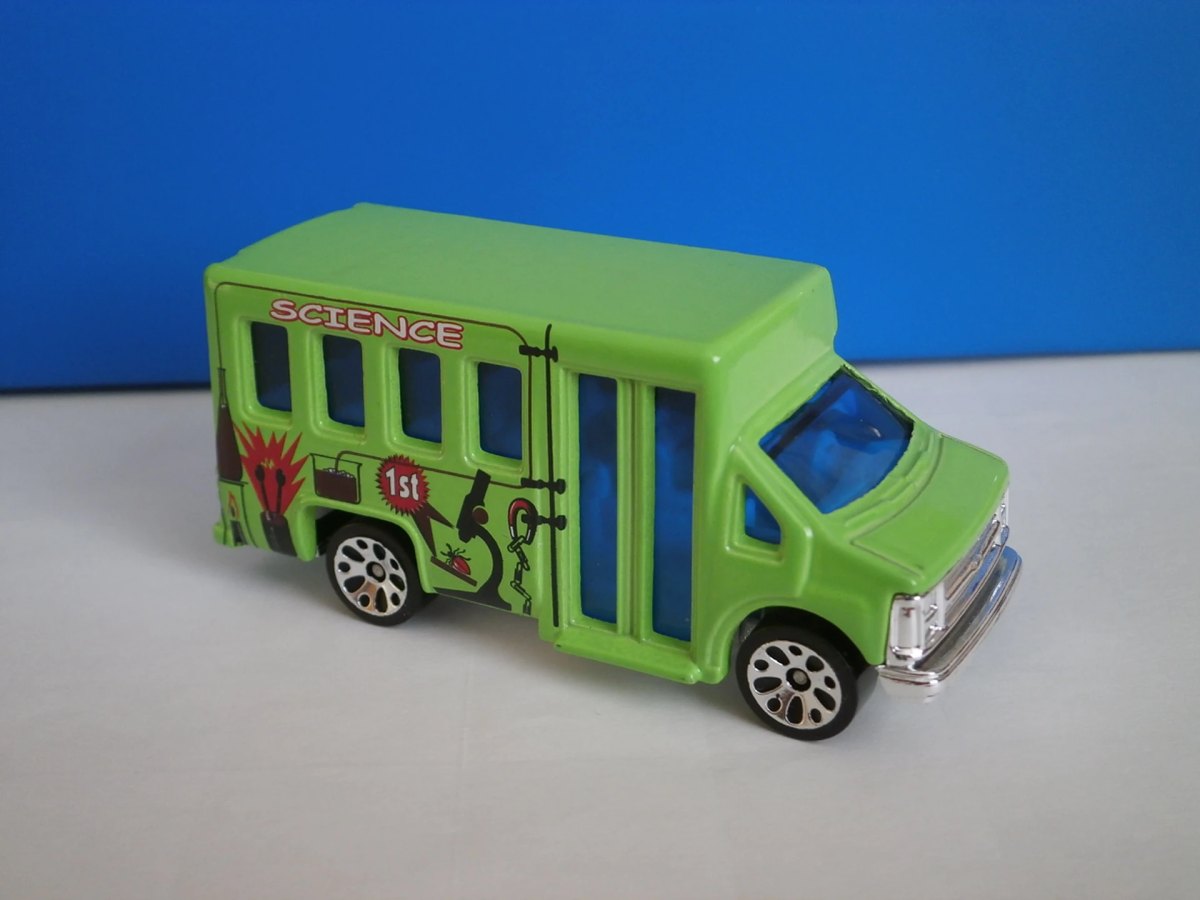 Hot Wheels Transporter Bus