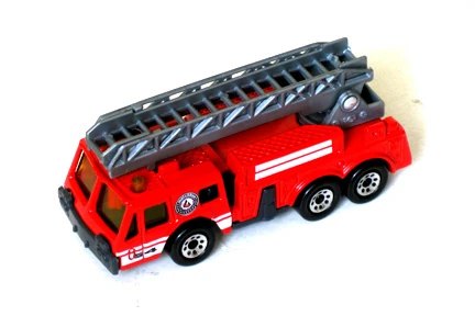 Hot Wheels Fire Engine with ladder