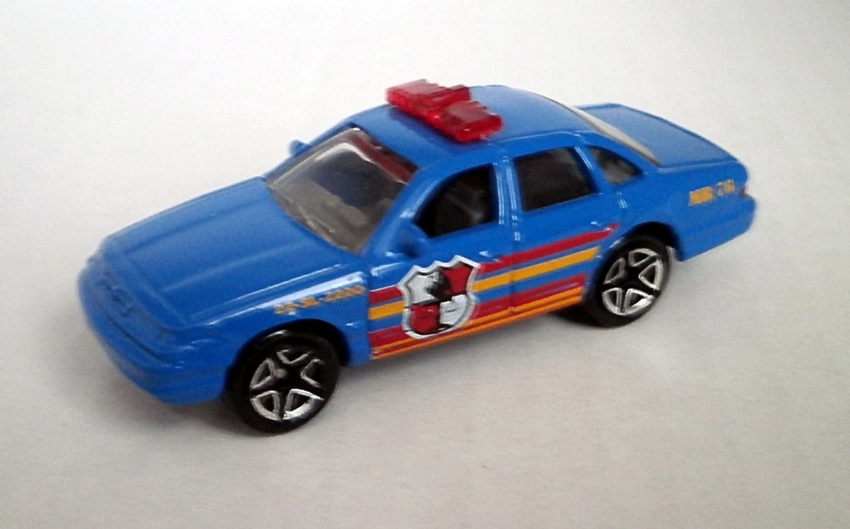 Hot Wheels ´97 Ford Crown Victoria Police Car