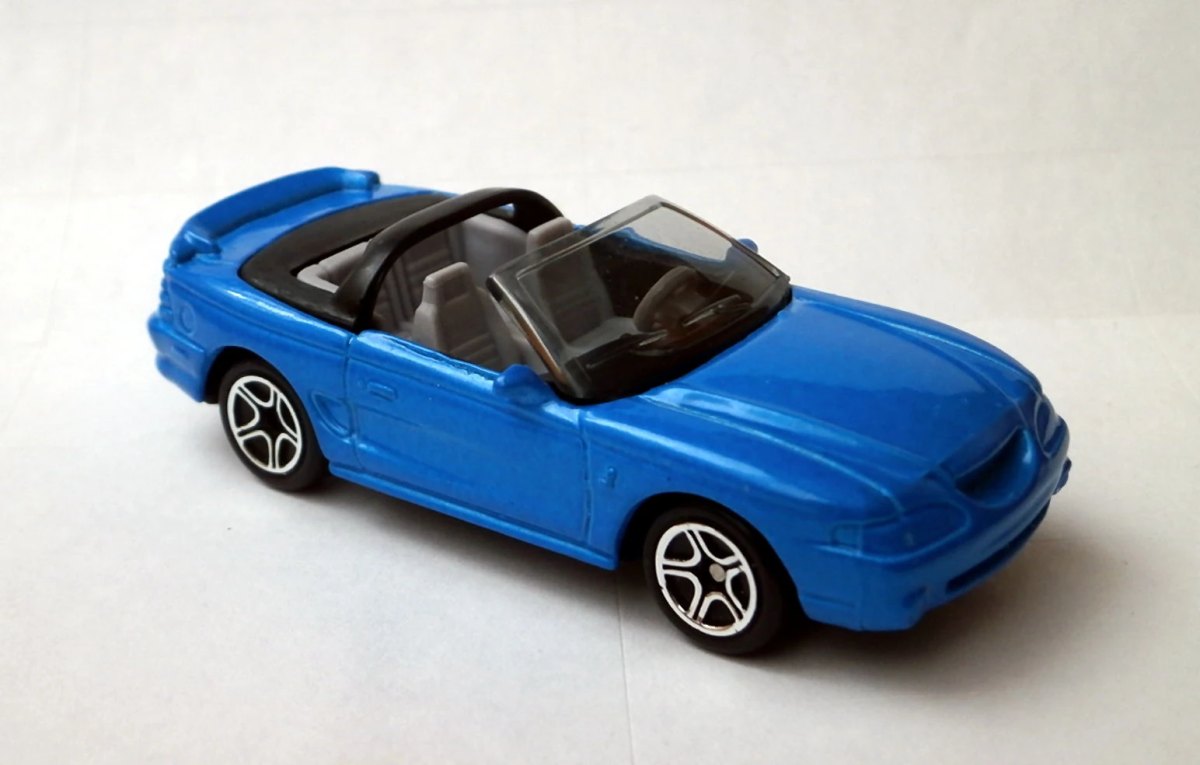 Hot Wheels Ford Mustang Cobra Convertible