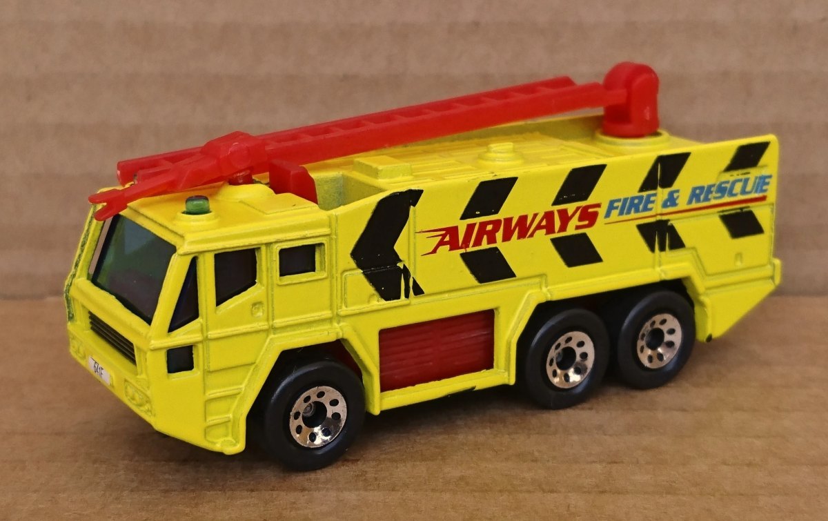 Hot Wheels Airport Fire Truck