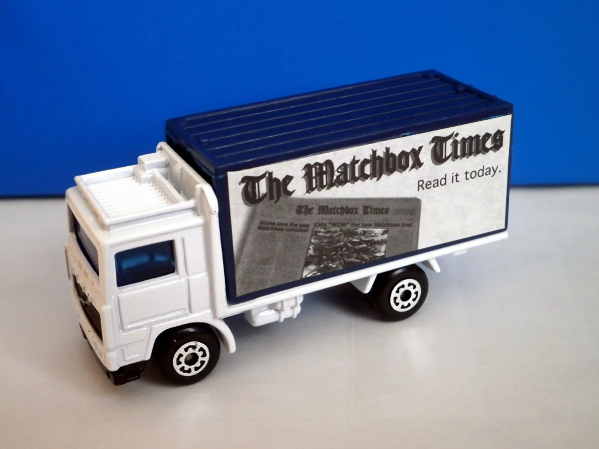 Hot Wheels Volvo Container Truck