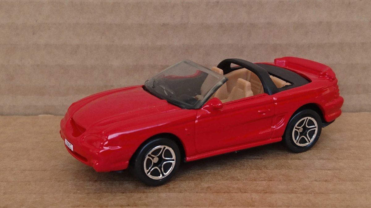 Hot Wheels Ford Mustang Cobra Convertible