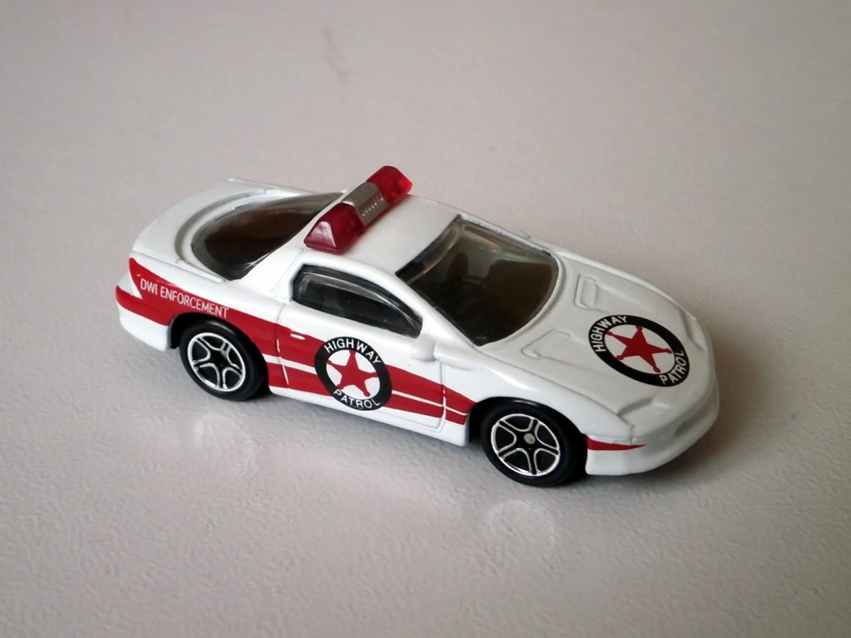 Hot Wheels Chevrolet Camaro Z28 Police