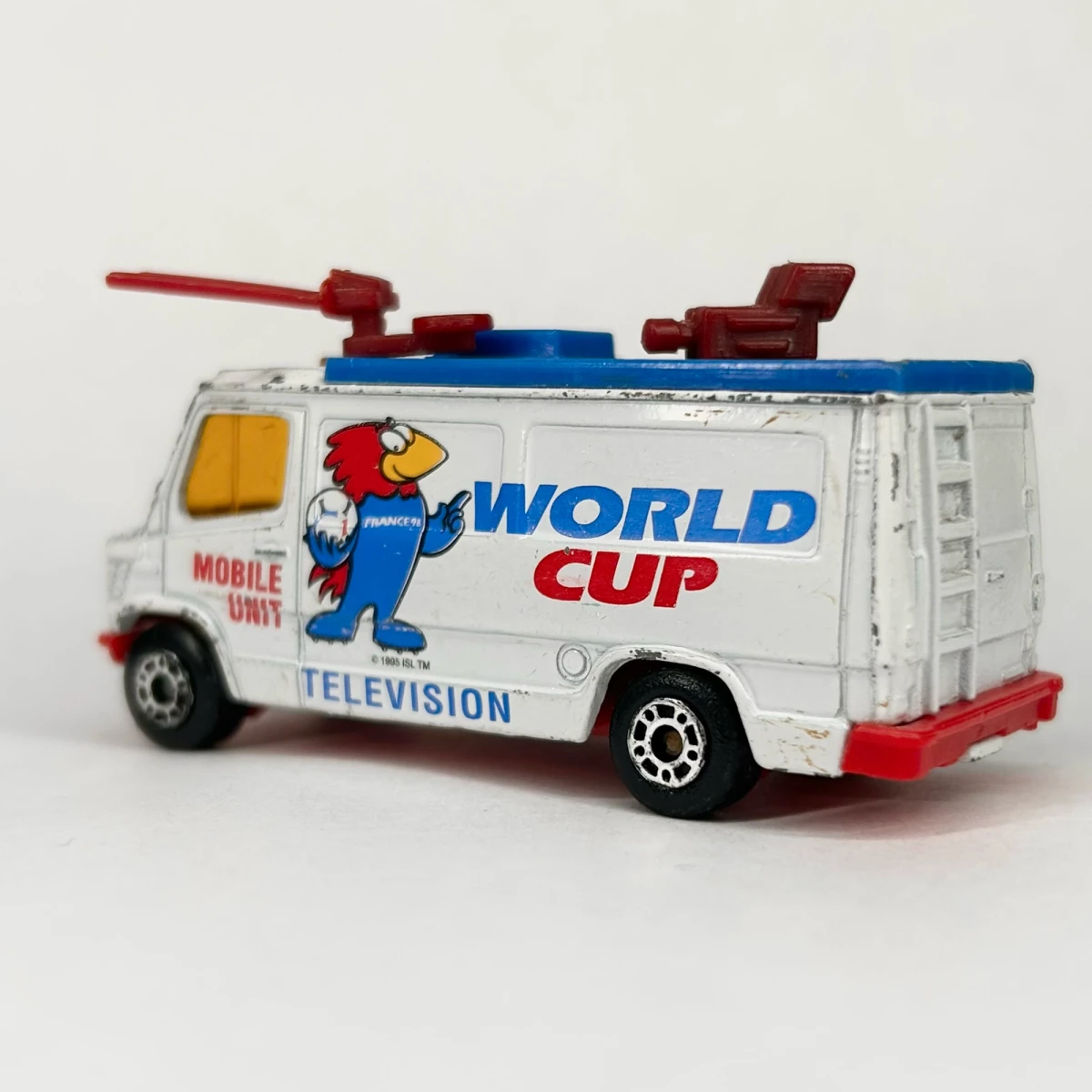 1998 TV News Truck White: No Package: Image 3