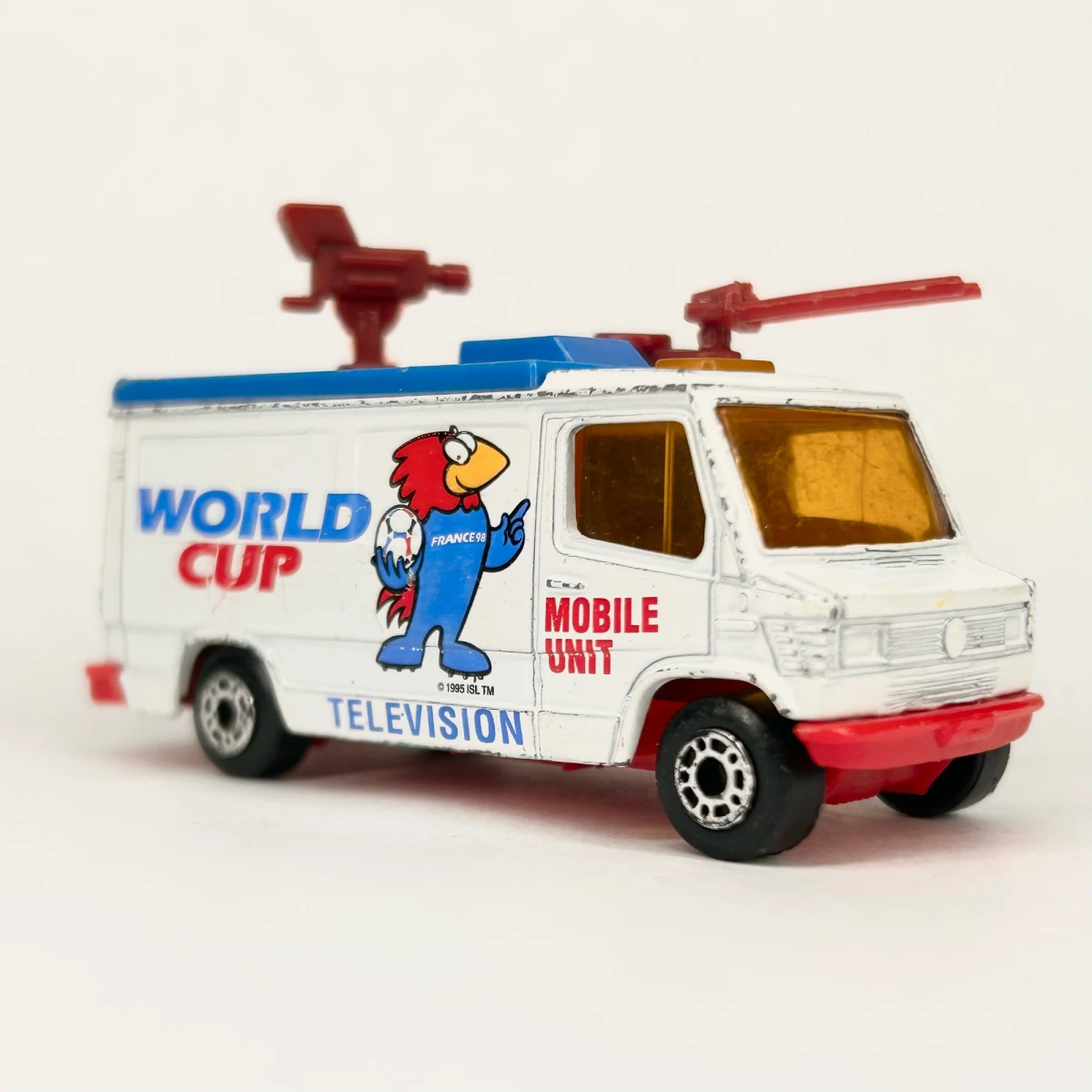 1998 TV News Truck White: No Package: Image 4