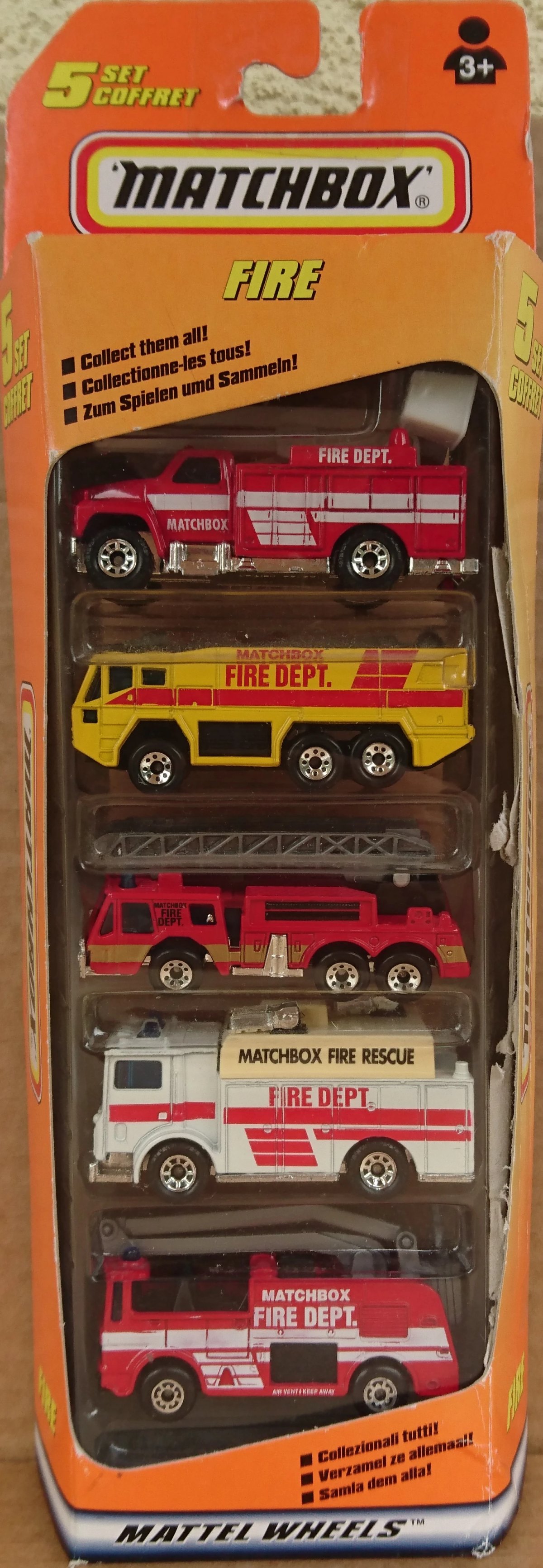 Hot Wheels Mack Auxiliary Power Truck