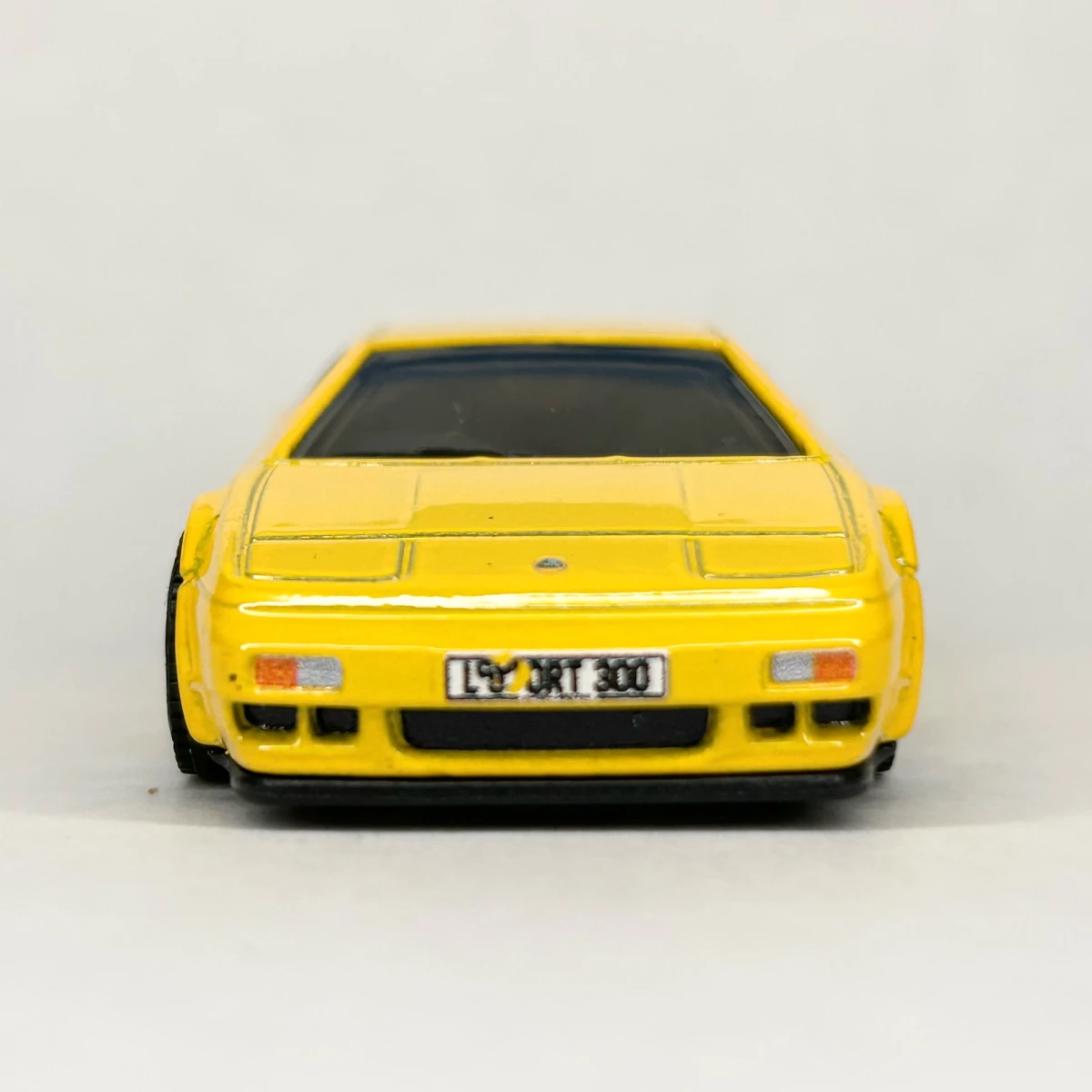 2026 1994 Lotus Esprit 300 Sport Yellow: No Package: Image 3