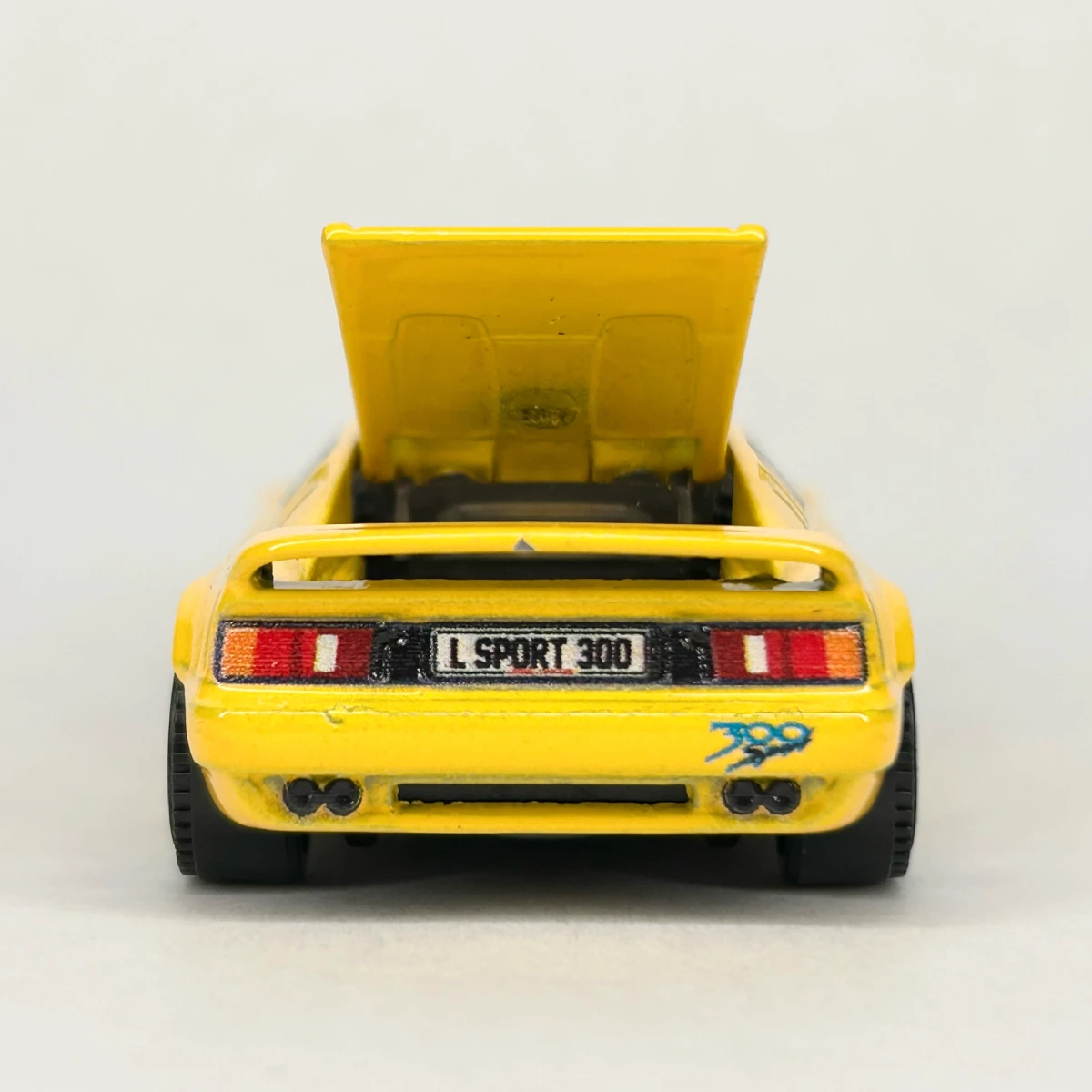 2026 1994 Lotus Esprit 300 Sport Yellow: No Package: Image 7