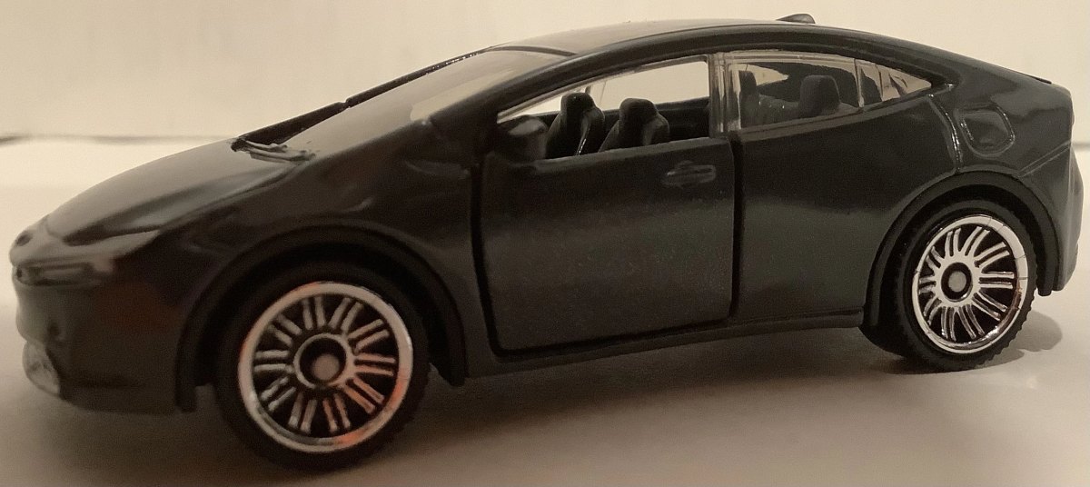 2025 2023 Toyota Prius Prime Grey: No package: Image 2