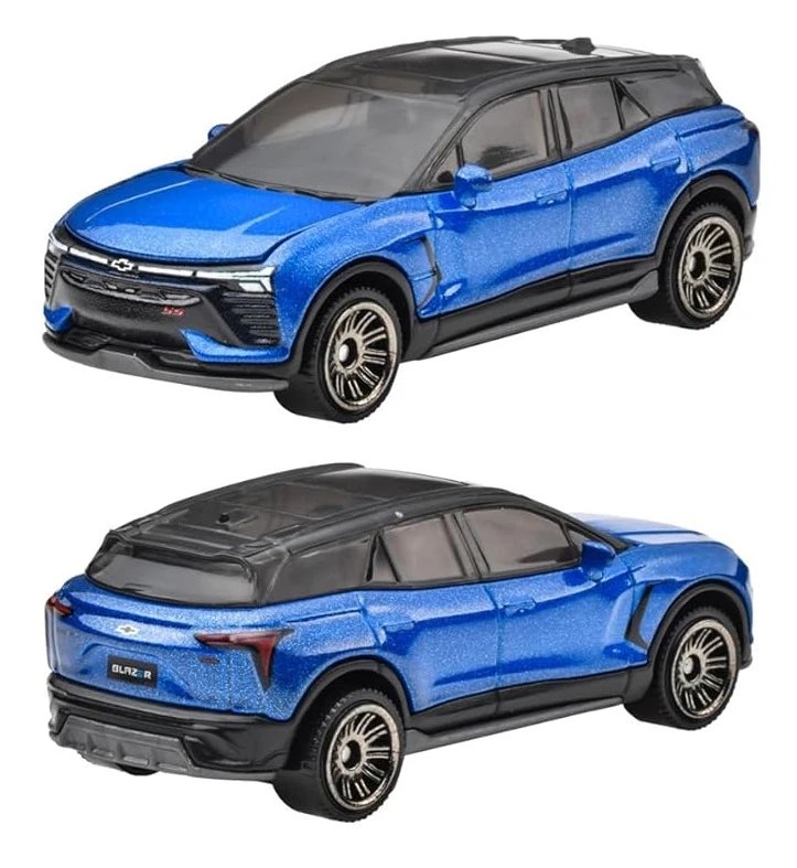 2024 2024 Chevy Blazer EV Blue: No package: Image 2