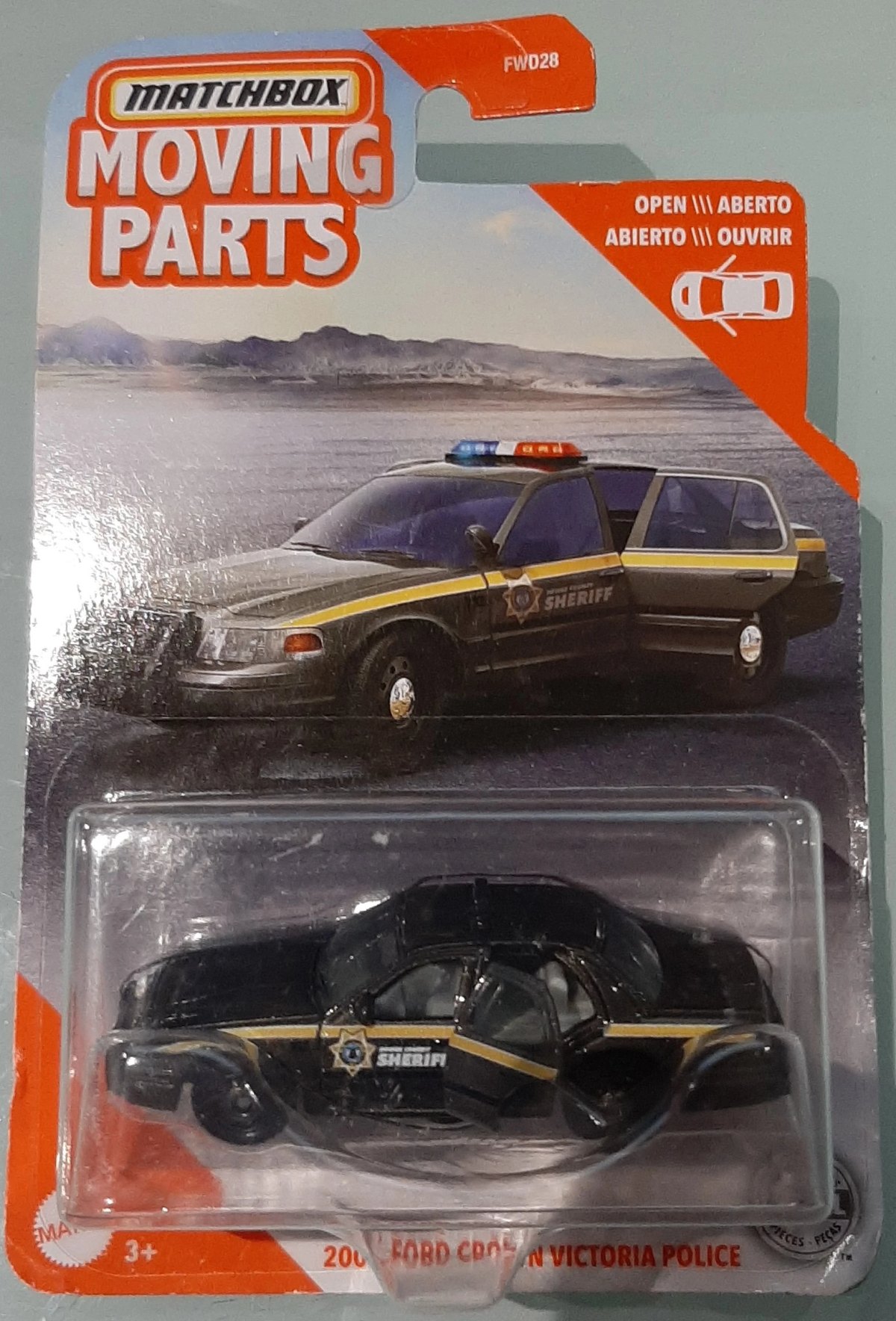 Hot Wheels 2006 Ford Crown Victoria Police