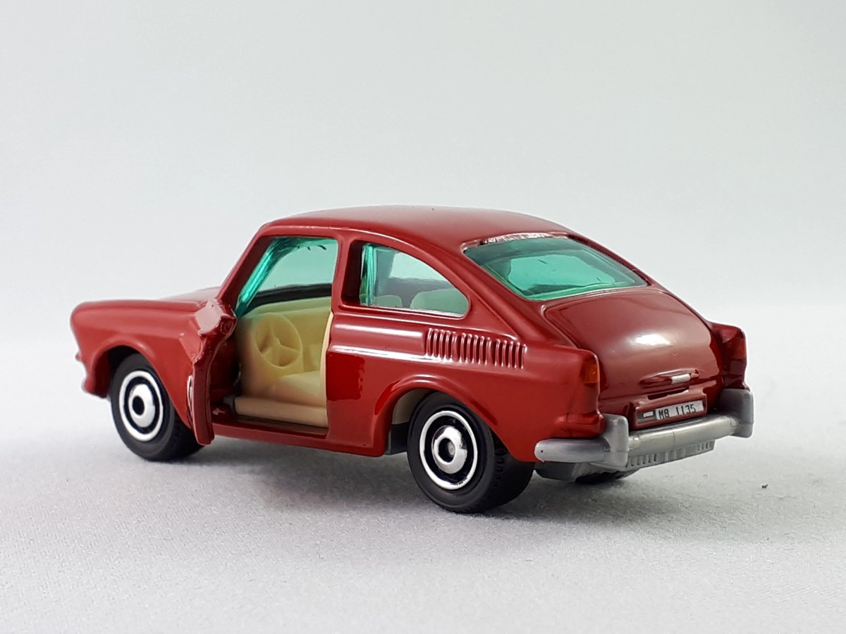 2019 65 Volkswagen Type 3 Fastback Red: No package: Image 2