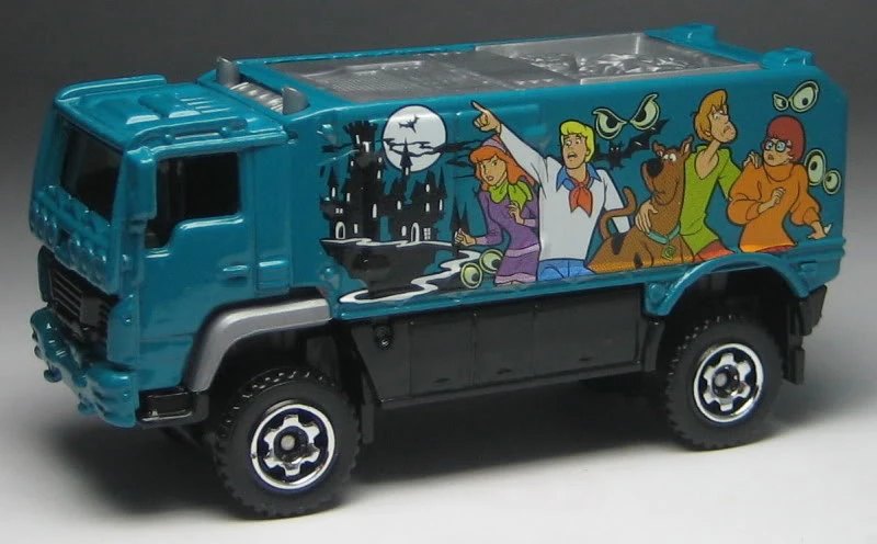 Hot Wheels Desert Thunder V16