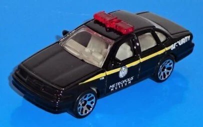 2006 1997 Ford Crown Victoria Police Car: No package: Image 2