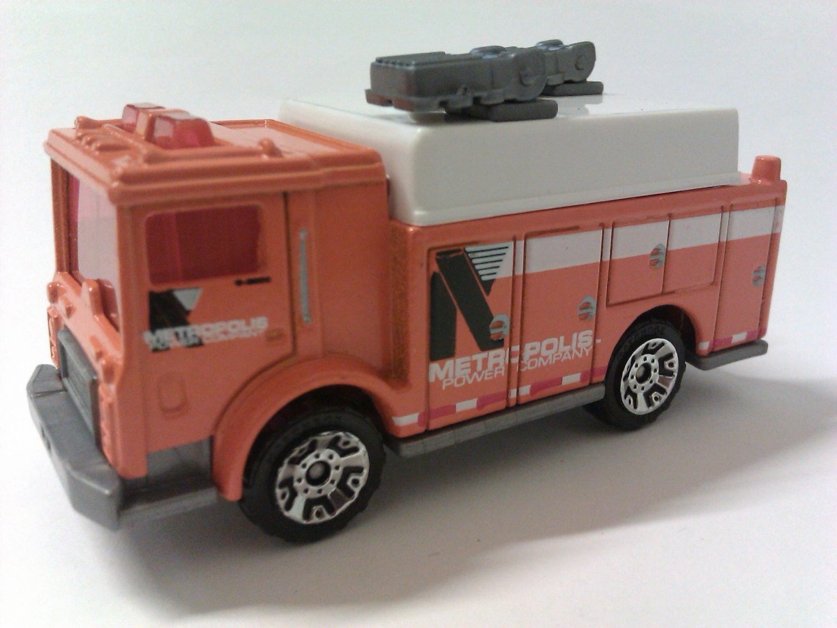 2006 Mack Auxiliary Power Truck: No package: Image 2