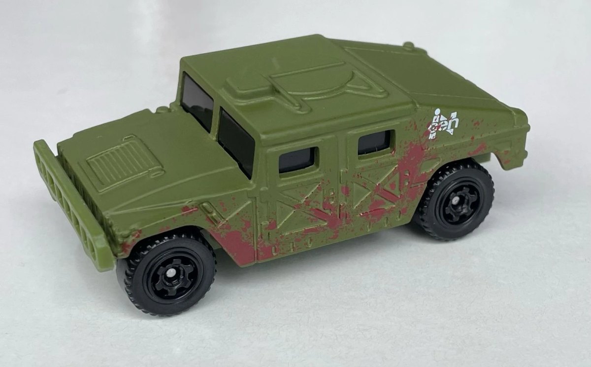 2025 Humvee Green: No package: Image 2