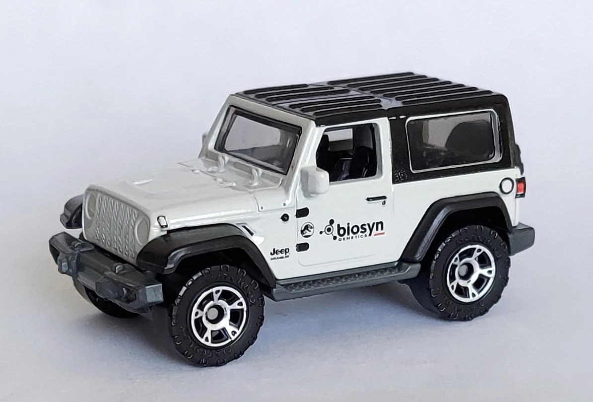 2025 18 Jeep Wrangler Grey: No package: Image 2