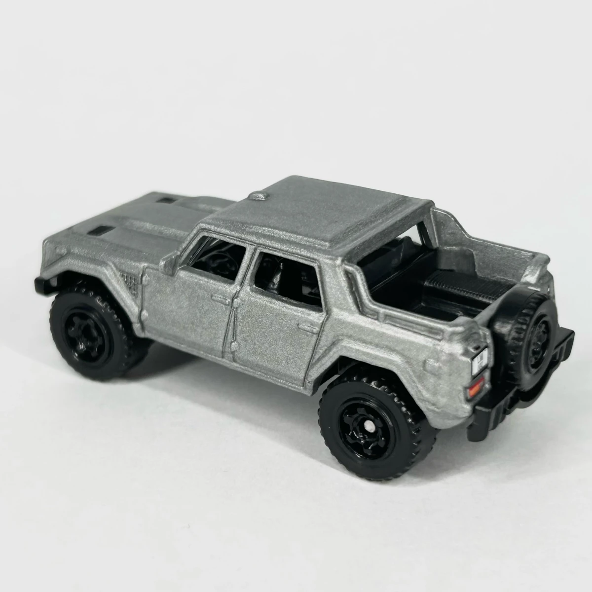 2025 Lamborghini LM002 Silver: No Package: Image 3