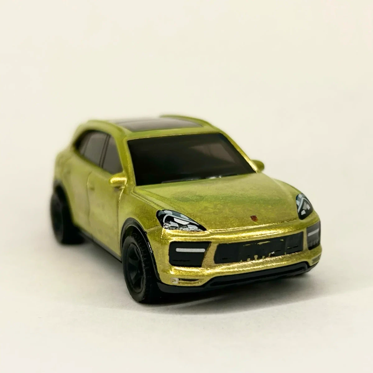 2024 Porsche Cayenne Turbo: No Package: Image 4