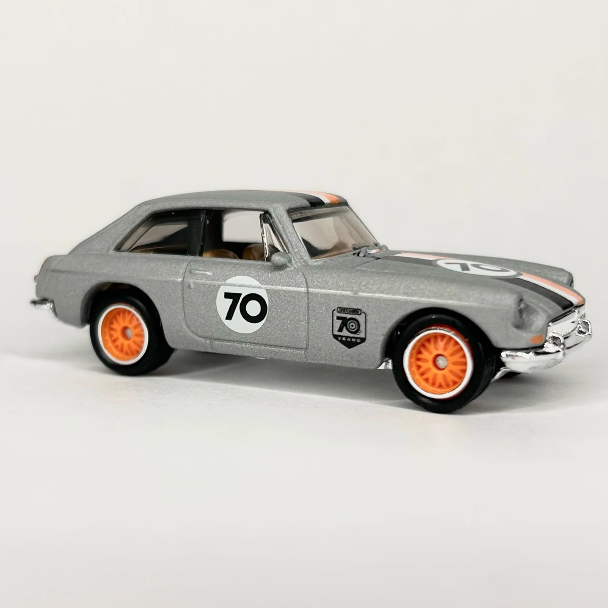 2023 1971 MGB GT Coupe: No Package: Image 7