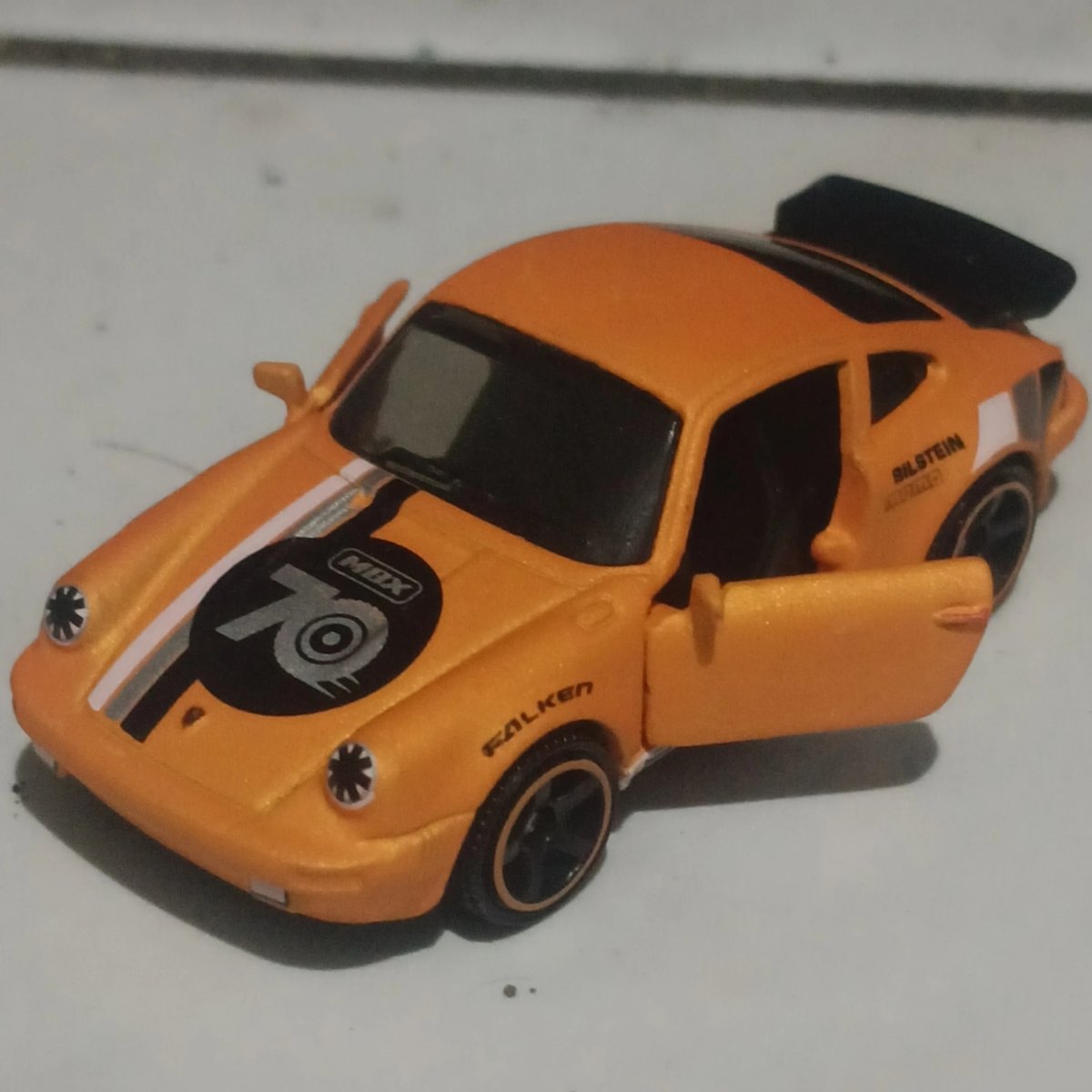2023 80 Porsche 911 Turbo: No package: Image 2