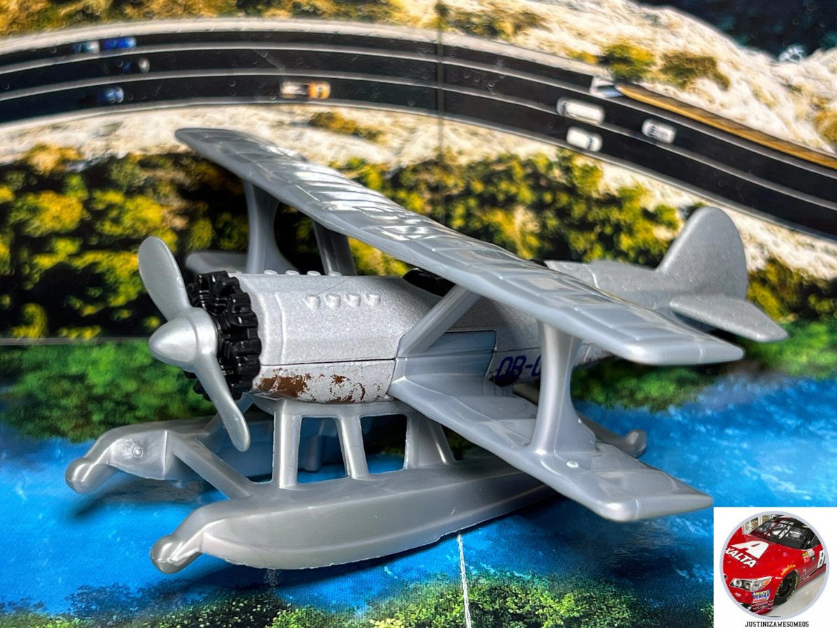 Hot Wheels River Flyer