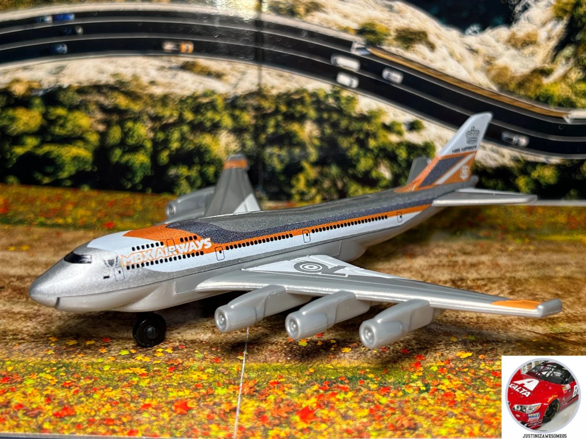 2023 MBX 6-2 Airliner: No package: Image 2