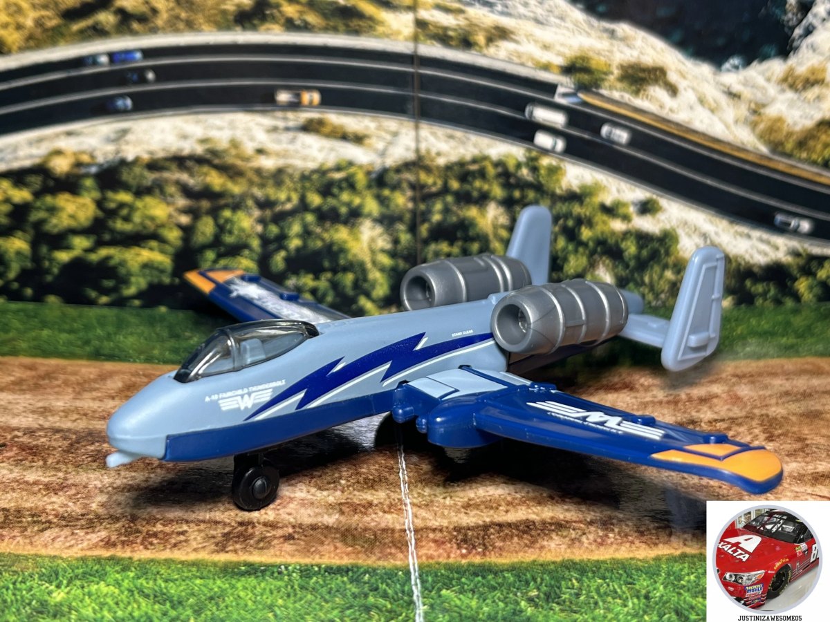 2023 Fairchild Republic A-10A Thunderbolt: No package: Image 2