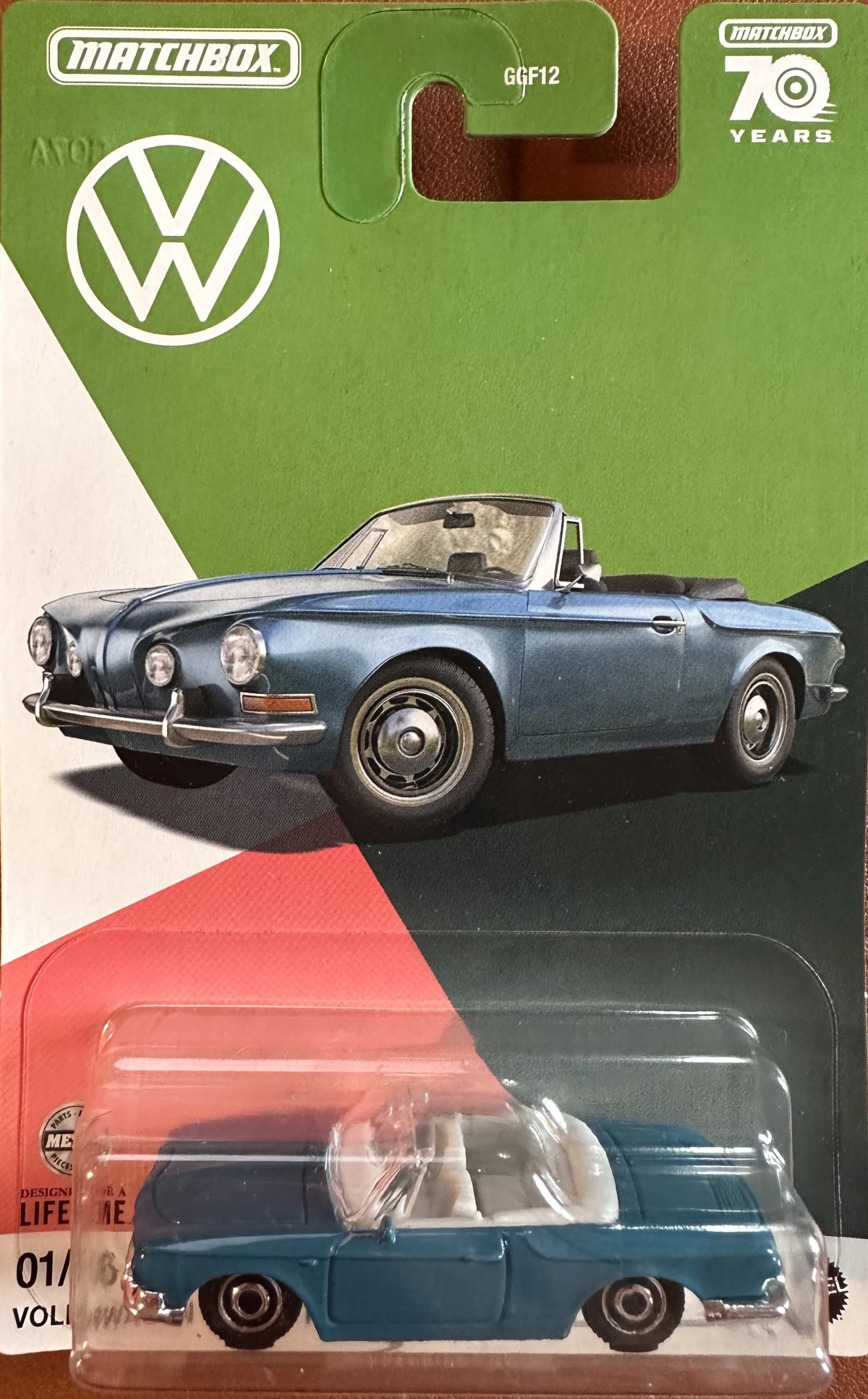 Hot Wheels Volkswagen Type34 Karmann Ghia