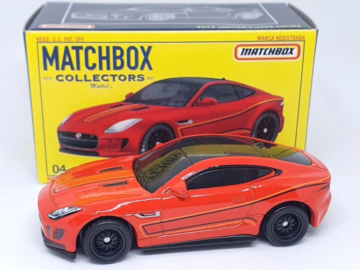 2021 2015 Jaguar F-Type Coupe: No package: Image 2