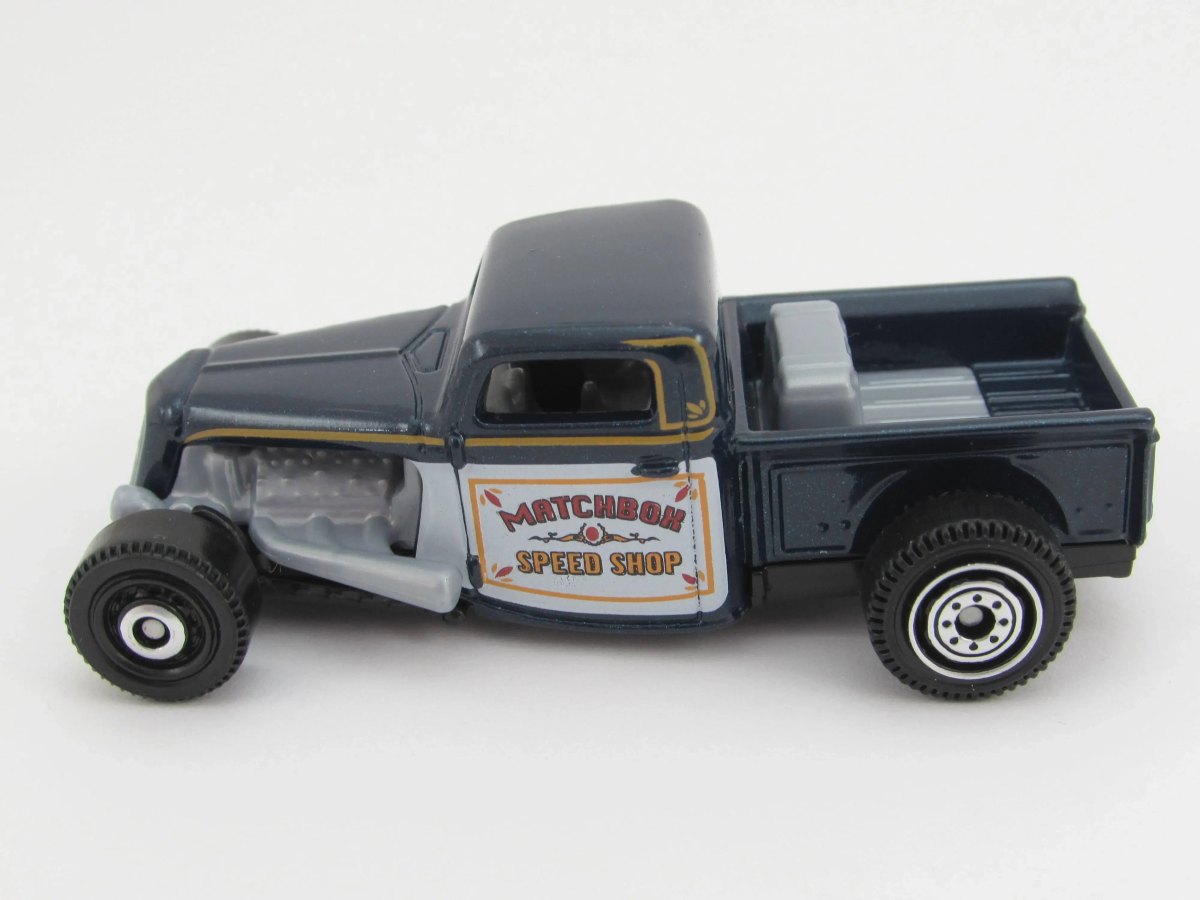 2022 1935 Ford Pickup Blue: No package: Image 2