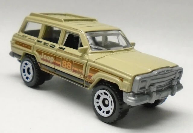 2022 1988 Jeep Wagoneer: No package: Image 2