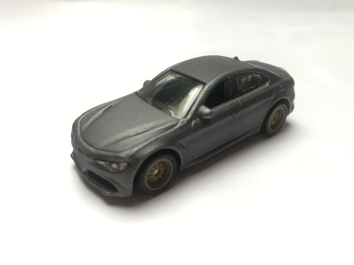 Hot Wheels 2016 Alfa Romeo Giulia