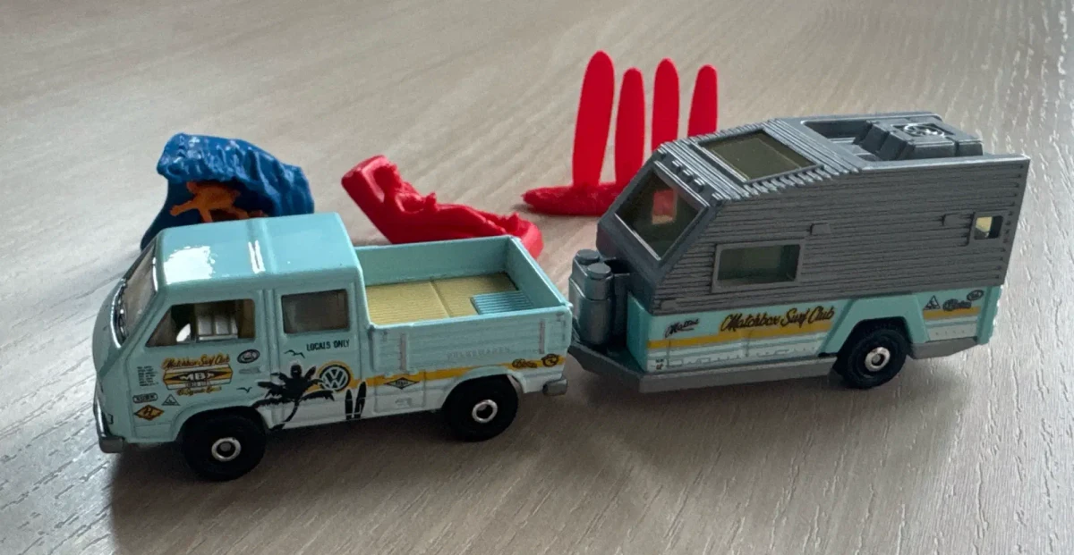 2021 Volkswagen Transporter Cab Blue: No Package: Image 2