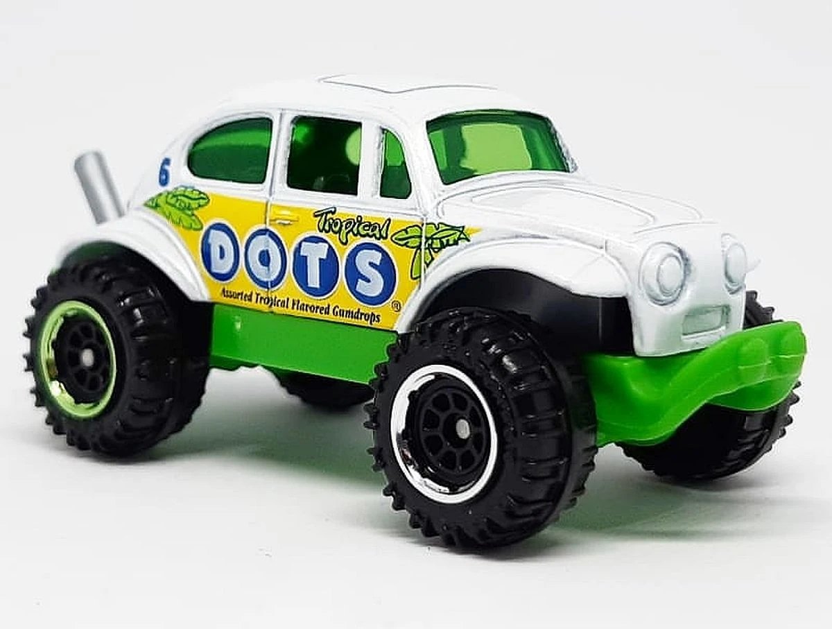 2020 Volkswagen Beetle 4x4 White: No package: Image 2