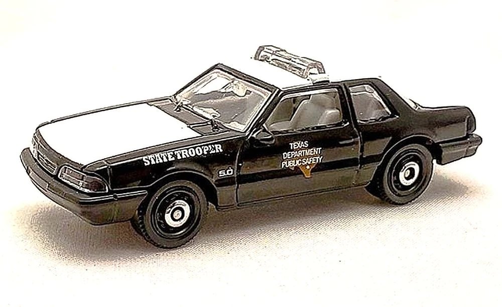 2020 93 Ford Mustang LX SSP Black: No package: Image 2